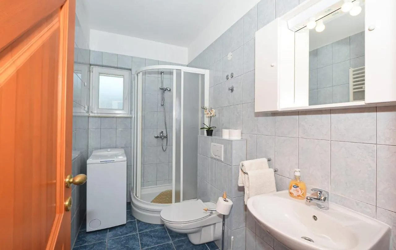 Apartments Santo Trogir - Okrug Gornji Croatia
