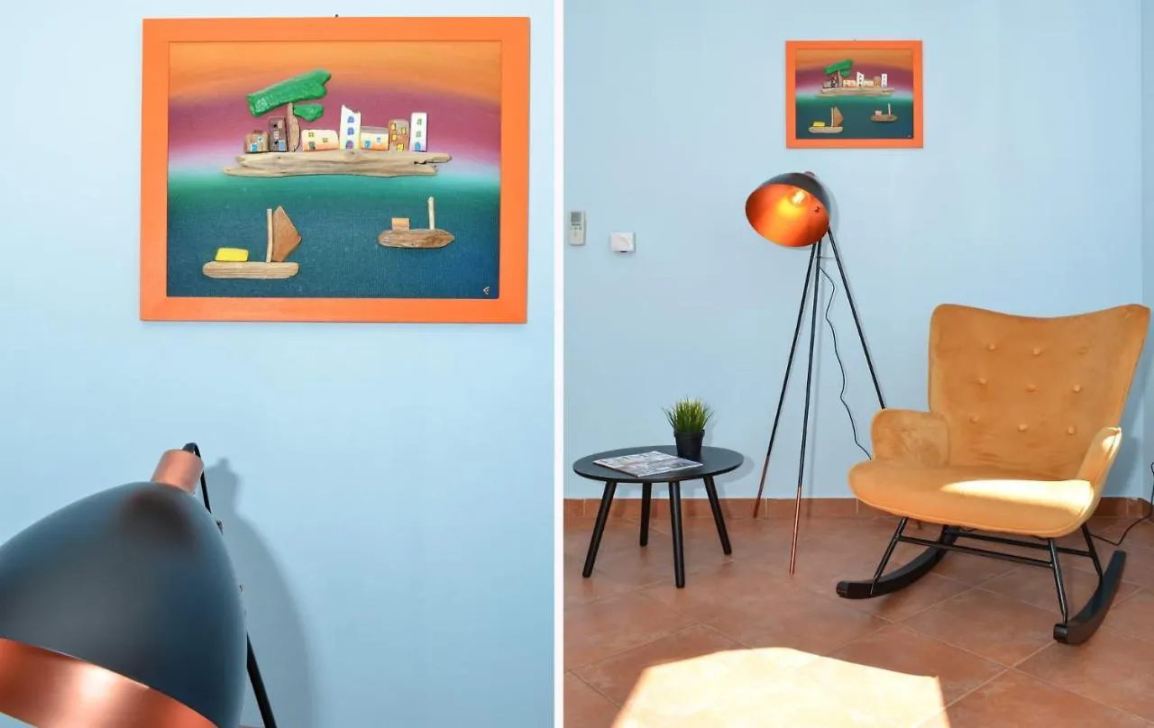Apartments Santo Trogir - Okrug Gornji 0*,