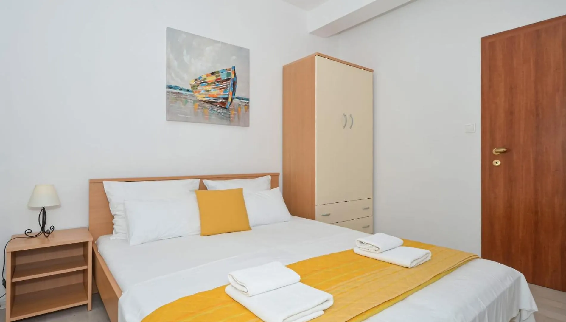 Apartments Santo Trogir - Okrug Gornji