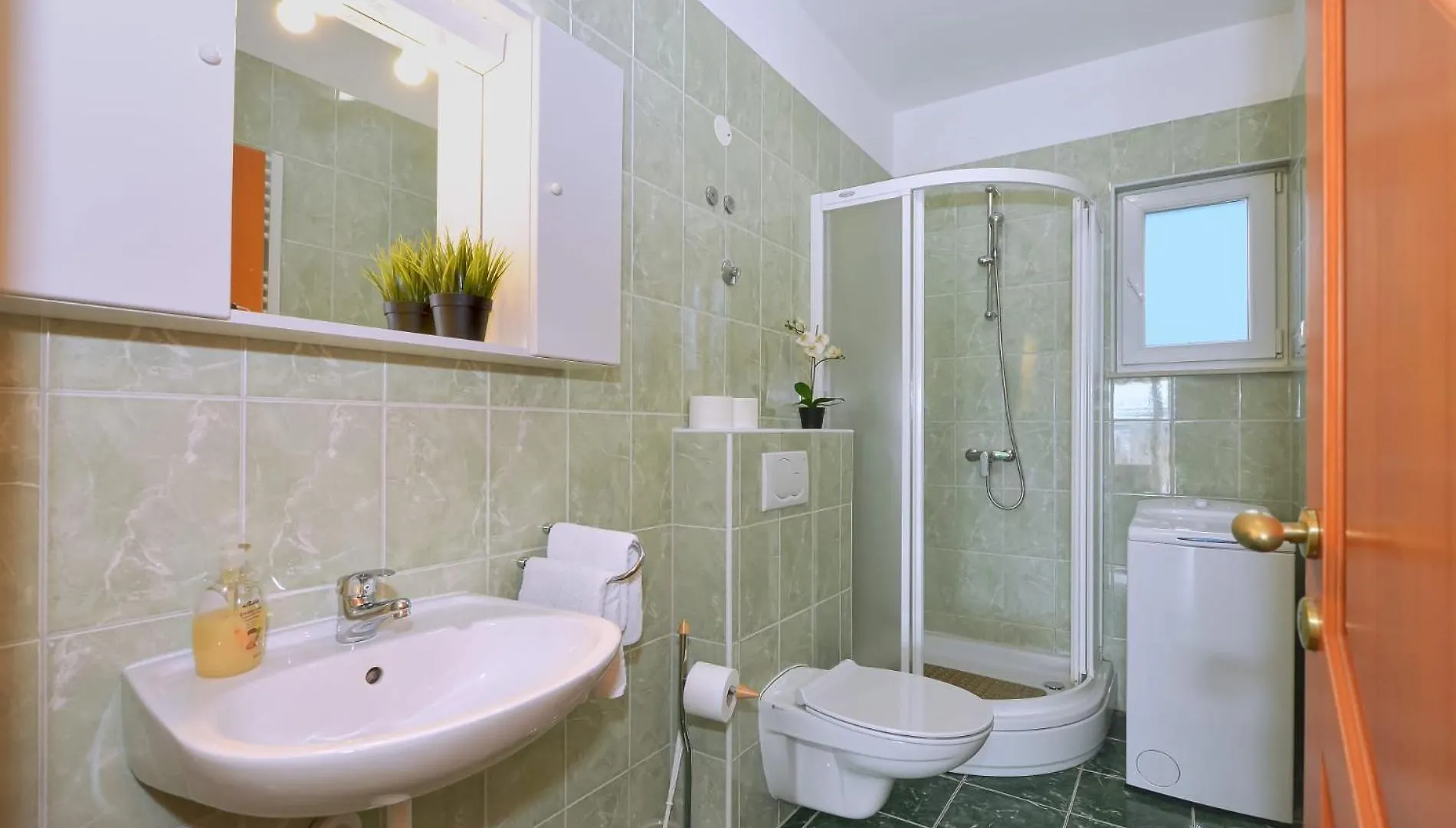 Apartments Santo Trogir - Okrug Gornji